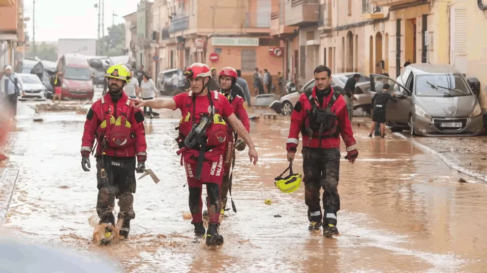 Ayuda para Afectados por la DANA en Valencia: Números de Emergencia, Recursos y Colaboración