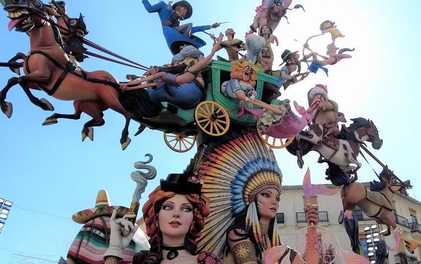 Descubre la historia de las Fallas de Valencia